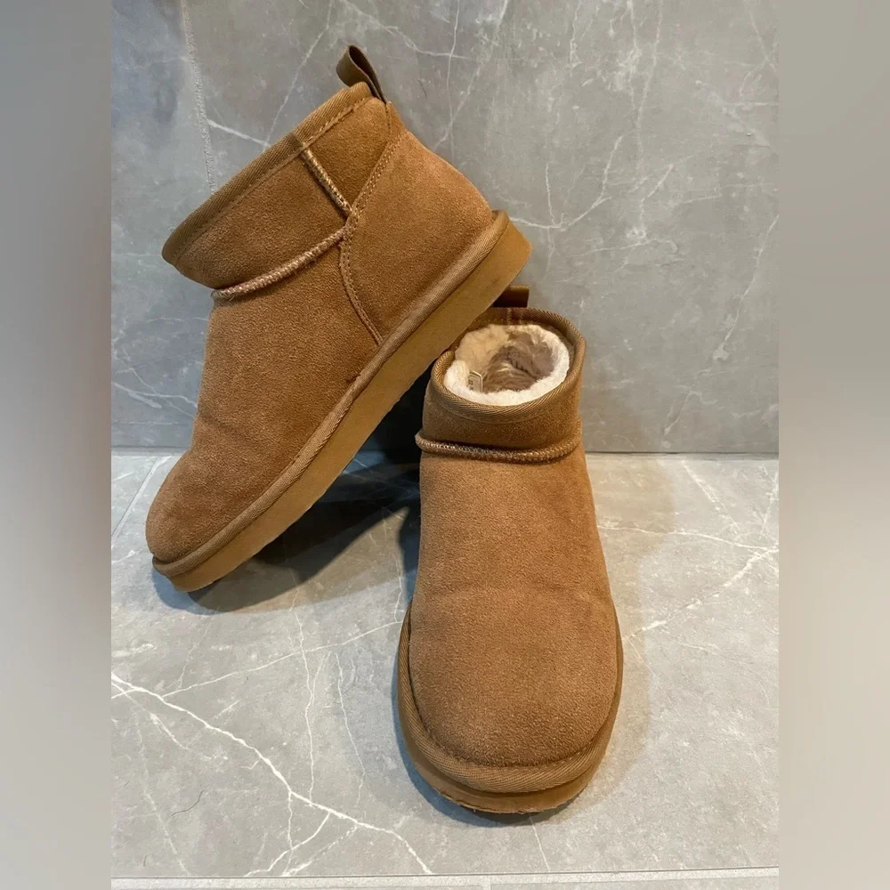 BearPaw Kiara Chestnut Suede Short Shearling Boots
